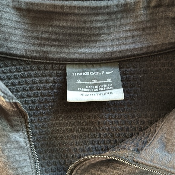 🍍 Nike Victory
Men's Dri-FIT 1/2-Zip Golf Top🍍SZ XL🍍Pit to pit 22.5🍍length 30”🍍 - Picture 2 of 3